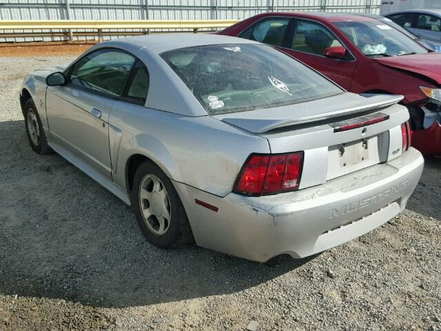 1FAFP4045YF114705 - 2000 FORD MUSTANG SILVER photo 3