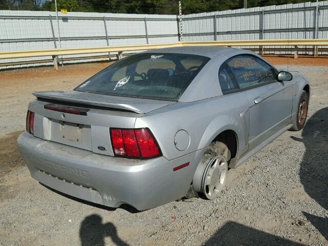 1FAFP4045YF114705 - 2000 FORD MUSTANG SILVER photo 4