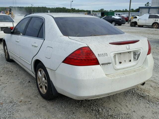 1HGCM567X7A225048 - 2007 HONDA ACCORD EX WHITE photo 3