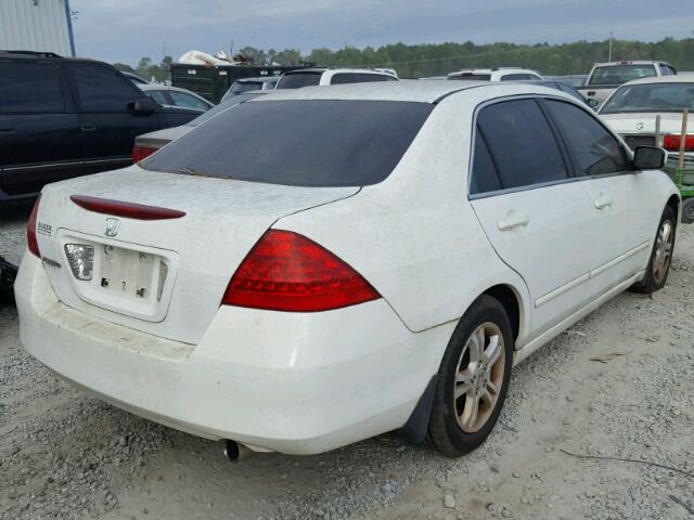 1HGCM567X7A225048 - 2007 HONDA ACCORD EX WHITE photo 4