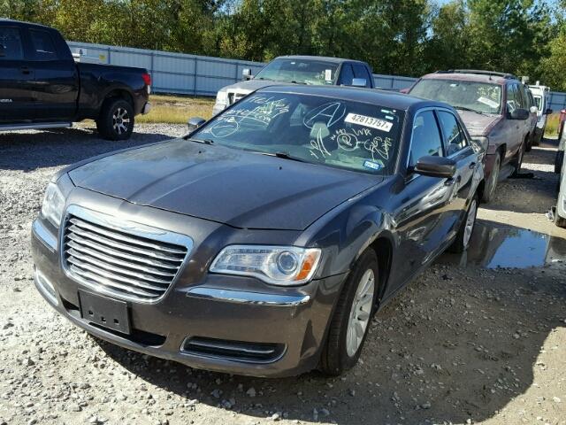 2C3CCAAG0DH732821 - 2013 CHRYSLER 300 GRAY photo 2