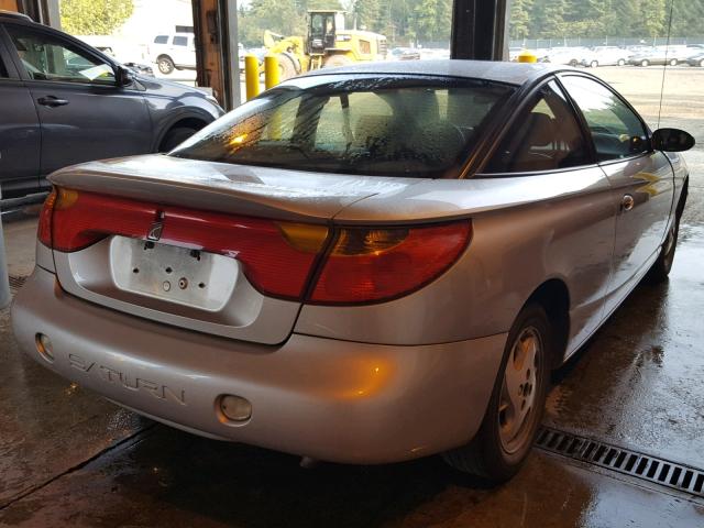 1G8ZY14732Z135575 - 2002 SATURN SC2 SILVER photo 4