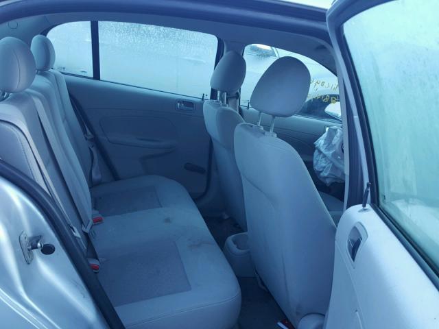 1G1AK52F057657319 - 2005 CHEVROLET COBALT SILVER photo 6