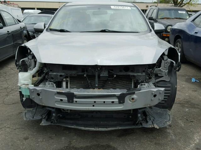 JM1BL1UF9B1382613 - 2011 MAZDA 3 I SILVER photo 9