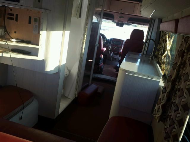 WD3PF4DD1E5891406 - 2014 MERCEDES-BENZ SPRINTER WHITE photo 9