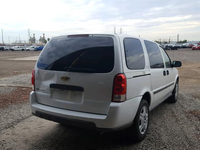 1GBDV13117D176043 - 2007 CHEVROLET UPLANDER I WHITE photo 4