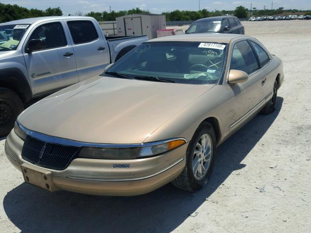 1LNLM91V8TY702827 - 1996 LINCOLN MARK VIII TAN photo 2