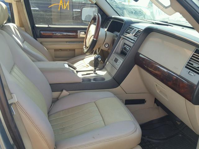 5LMFU27525LJ18321 - 2005 LINCOLN NAVIGATOR მწვანე ფოტო 5