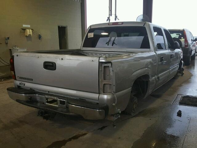 2GCEC13T261151850 - 2006 CHEVROLET SILVERADO SILVER photo 4