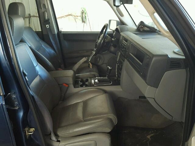 1J8HG48N76C105382 - 2006 JEEP COMMANDER BLUE photo 5