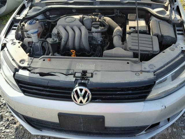 3VW1K7AJ7CM327296 - 2012 VOLKSWAGEN JETTA BASE Արծաթագույն լուսանկար 7