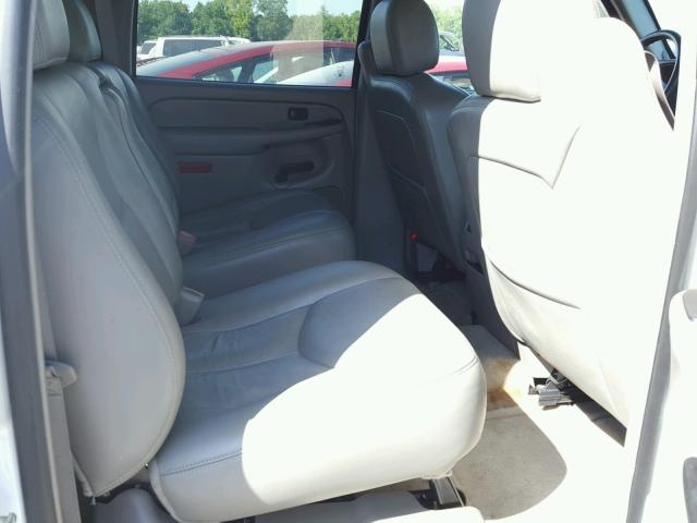 1GKEC16Z26J177665 - 2006 GMC YUKON XL WHITE photo 6