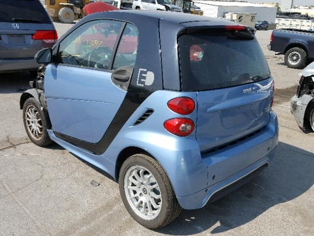 WMEEJ9AA0EK737159 - 2014 SMART FORTWO ELE 蓝色 照片 3