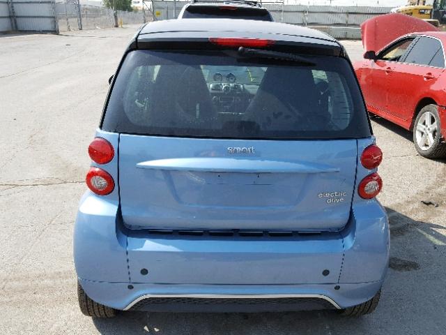 WMEEJ9AA0EK737159 - 2014 SMART FORTWO ELE 蓝色 照片 6
