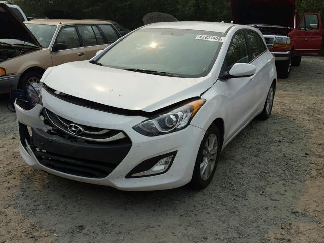 KMHD35LEXDU042165 - 2013 HYUNDAI ELANTRA GT WHITE photo 2