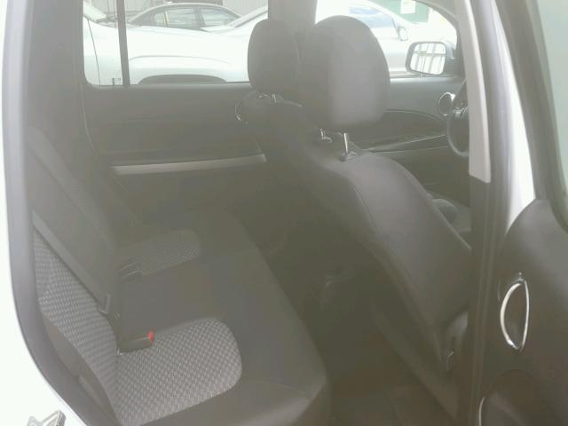 3GNCA13B59S589928 - 2009 CHEVROLET HHR LS WHITE photo 6