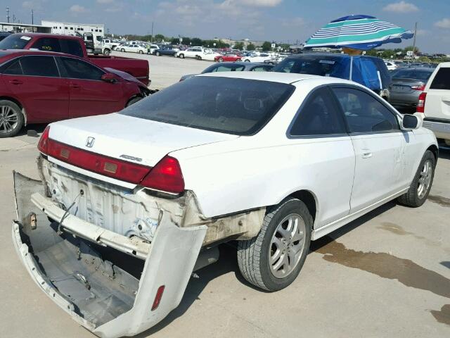 1HGCG22522A028605 - 2002 HONDA ACCORD WHITE photo 4