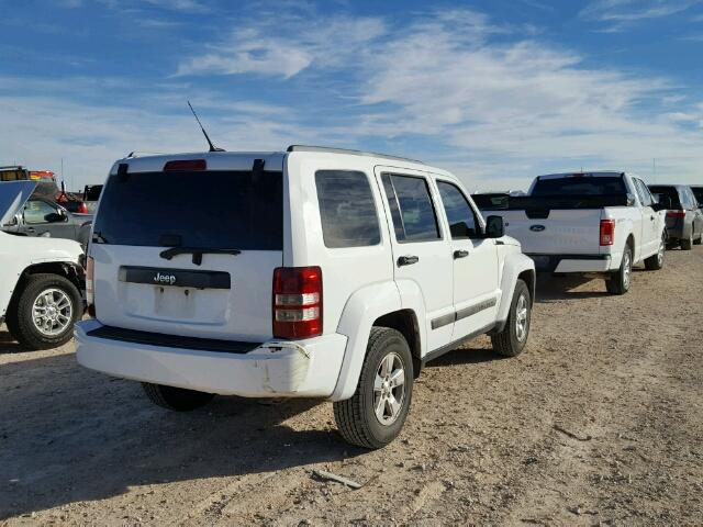 1J4PP2GK4BW536327 - 2011 JEEP LIBERTY WHITE photo 4