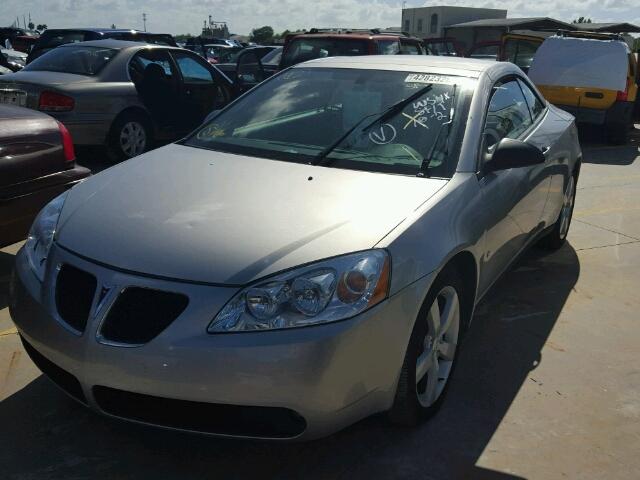 1G2ZH35N074125593 - 2007 PONTIAC G6 SILVER photo 2