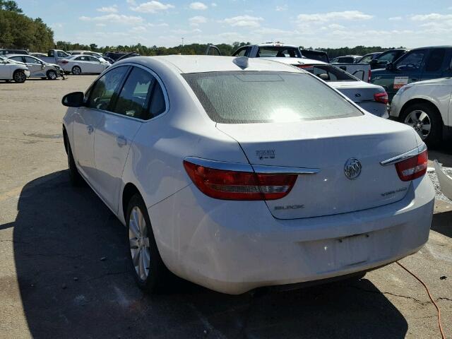 1G4PP5SK0G4117193 - 2016 BUICK VERANO WHITE photo 3