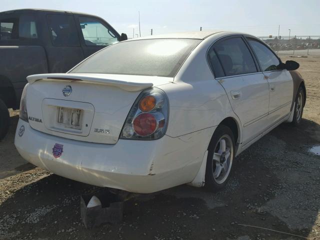 1N4AL11D93C270677 - 2003 NISSAN ALTIMA WHITE photo 4