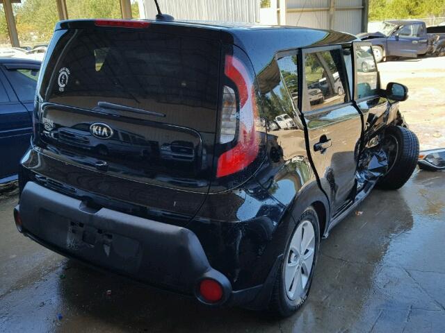 KNDJN2A28G7328463 - 2016 KIA SOUL BLACK photo 4