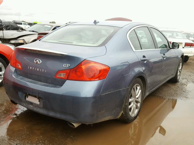 JNKCV61E29M010061 - 2009 INFINITI G37 BLUE photo 4