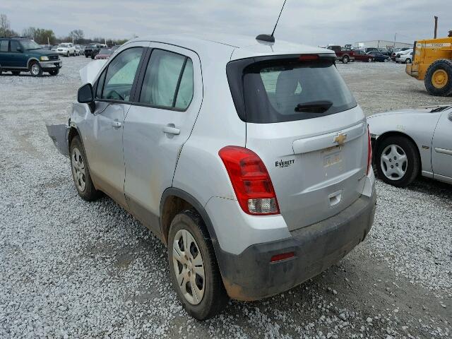 KL7CJKSB2FB207598 - 2015 CHEVROLET TRAX SILVER photo 3