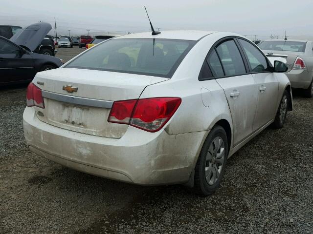 1G1PB5SH1E7220408 - 2014 CHEVROLET CRUZE LS WHITE photo 4