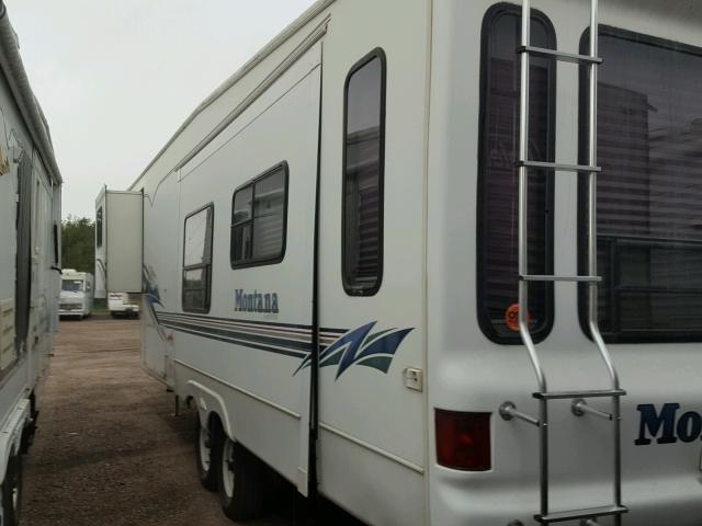 4YDF3282814053677 - 2001 KEYSTONE MONTANA WHITE photo 3