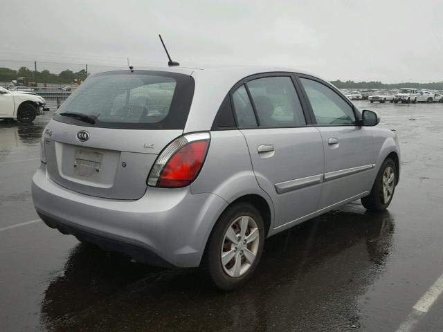 KNADH5A39B6755371 - 2011 KIA RIO BASE SILVER photo 4