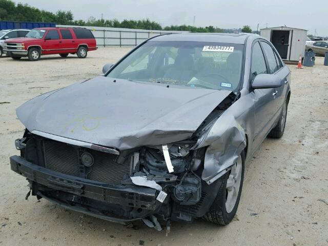 5NPEU46FX7H214097 - 2007 HYUNDAI SONATA SE SILVER photo 2