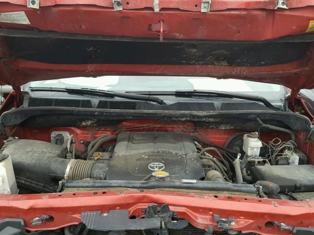 5TFUW5F19EX372643 - 2014 TOYOTA TUNDRA RED photo 7