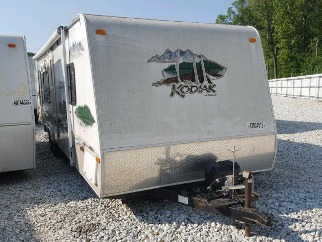 47CTS5R268K122725 - 2008 AREO CAMPER WHITE photo 1