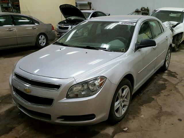 1G1ZB5EB7AF103903 - 2010 CHEVROLET MALIBU LS Gümüş foto 2
