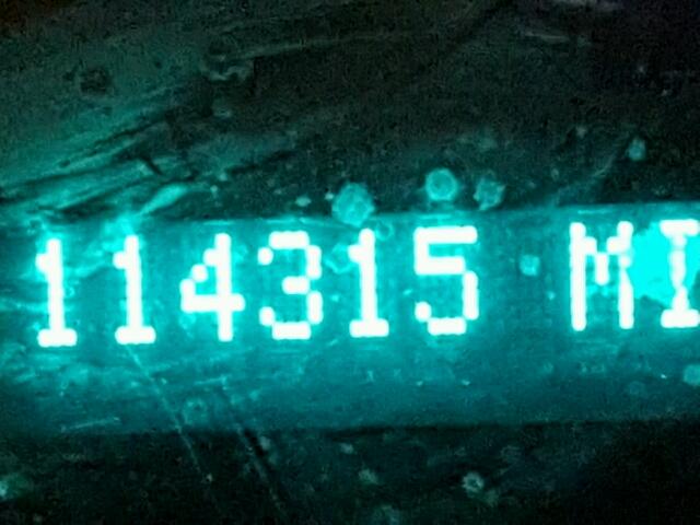 1G1ZB5EB7AF103903 - 2010 CHEVROLET MALIBU LS Gümüş foto 8