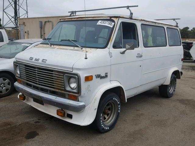 TGT257U521546 - 1977 GMC VAN WHITE photo 2