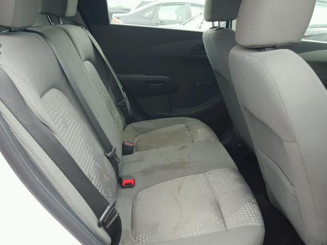 1G1JA6SH2G4169438 - 2016 CHEVROLET SONIC LS 白色 照片 6