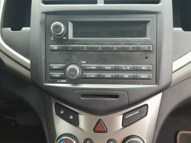 1G1JA6SH2G4169438 - 2016 CHEVROLET SONIC LS 白色 照片 9