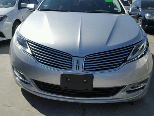 3LN6L2GKXFR604728 - 2015 LINCOLN MKZ Արծաթագույն լուսանկար 7