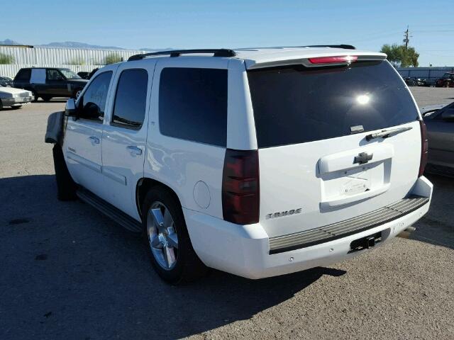 1GNFC13017R135777 - 2007 CHEVROLET TAHOE C150 WHITE photo 3