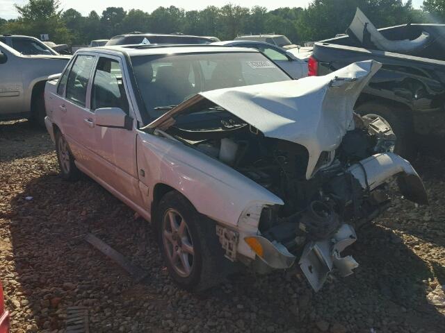 YV1LS61J1Y2658647 - 2000 VOLVO S70 BASE WHITE photo 1