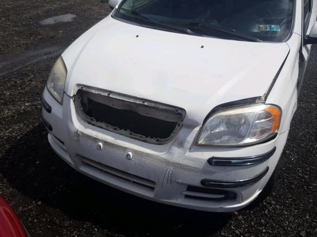 KL1TD56658B113993 - 2008 CHEVROLET AVEO BASE Ақ фото 9