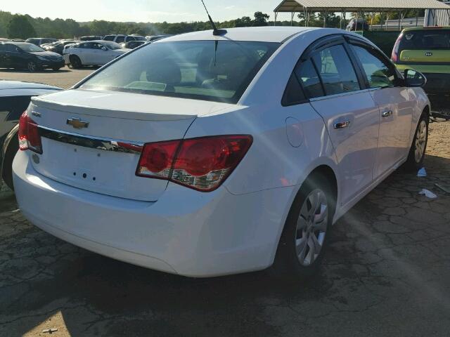 1G1PA5SH8D7135521 - 2013 CHEVROLET CRUZE WHITE photo 4