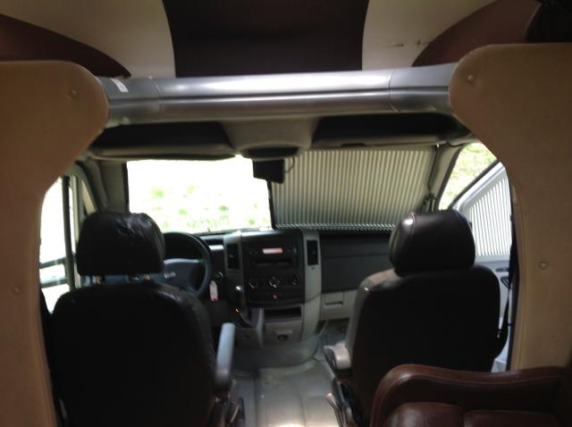 WDPPF445689358696 - 2008 FREIGHTLINER SPRINTER 3 TAN photo 9