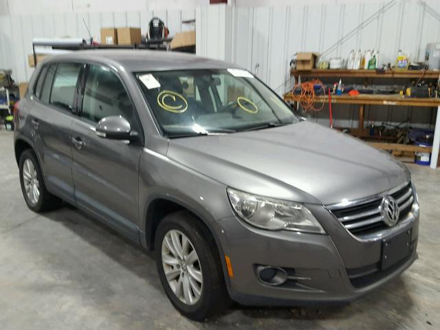 WVGAV75N29W508558 - 2009 VOLKSWAGEN TIGUAN S GRAY photo 1