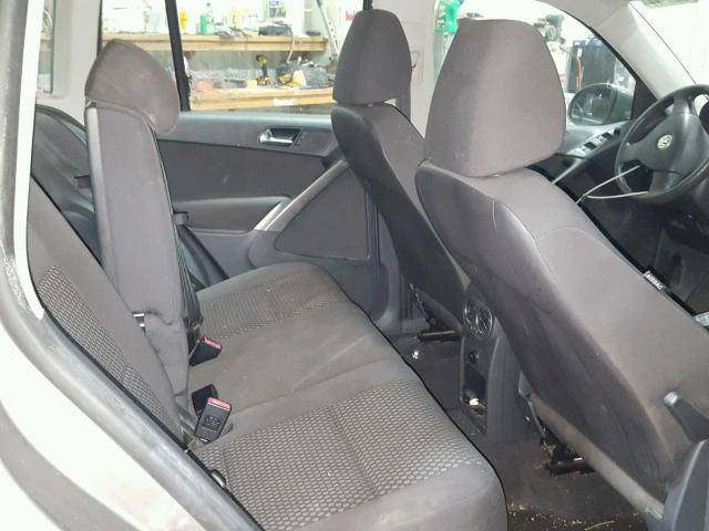 WVGAV75N29W508558 - 2009 VOLKSWAGEN TIGUAN S GRAY photo 6