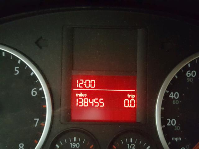 WVGAV75N29W508558 - 2009 VOLKSWAGEN TIGUAN S GRAY photo 8