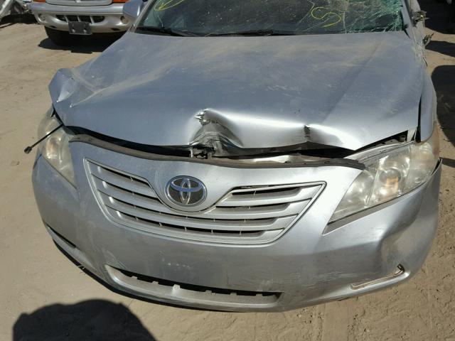 4T1BE46K57U120286 - 2007 TOYOTA CAMRY NEW SILVER photo 9