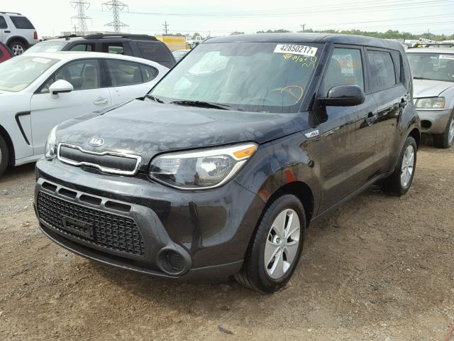 KNDJN2A23G7830636 - 2016 KIA SOUL BLACK photo 2